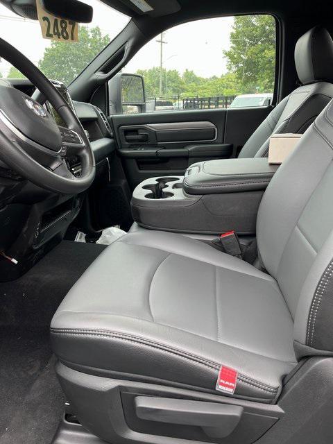 new 2025 Ram 2500 car, priced at $59,995