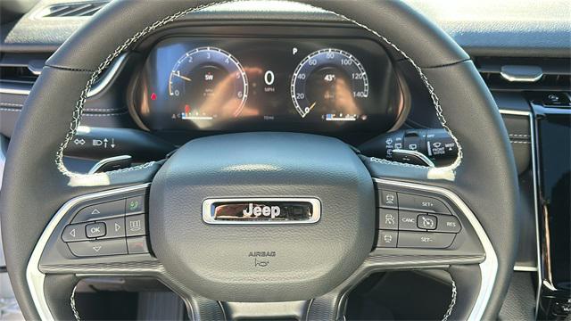 new 2025 Jeep Grand Cherokee car, priced at $43,885