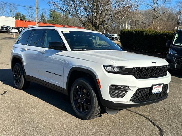 new 2025 Jeep Grand Cherokee car, priced at $43,885