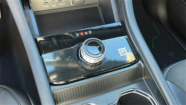 new 2025 Jeep Grand Cherokee car, priced at $43,885