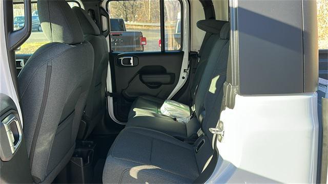 new 2026 Jeep Gladiator car, priced at $49,655