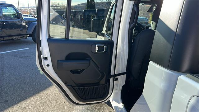 new 2026 Jeep Gladiator car, priced at $49,655