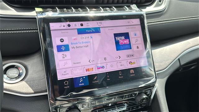 new 2025 Jeep Grand Cherokee L car, priced at $51,740