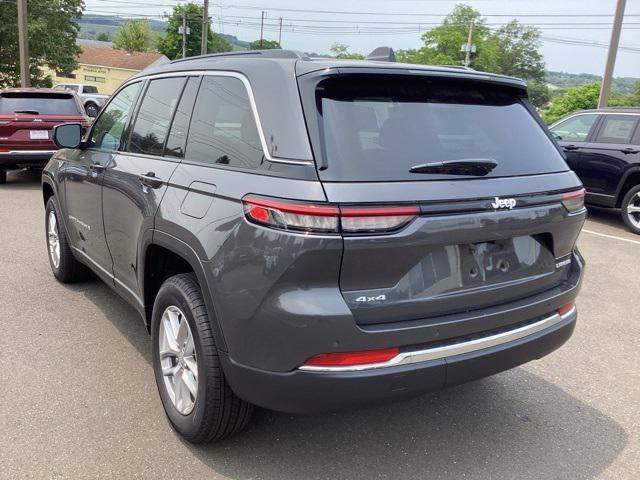 new 2025 Jeep Grand Cherokee car, priced at $37,500