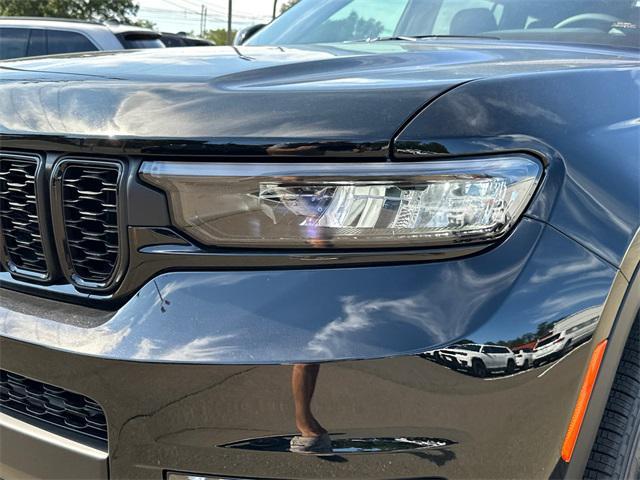 new 2025 Jeep Grand Cherokee L car, priced at $52,335