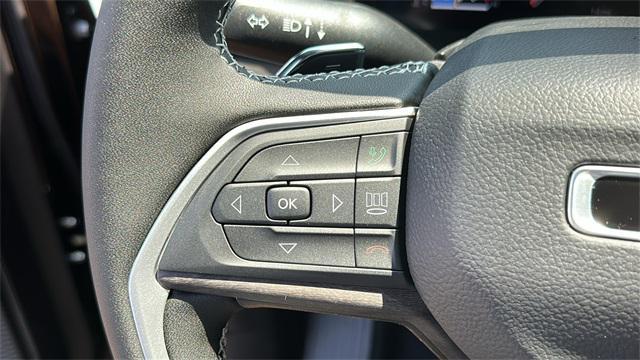 new 2025 Jeep Grand Cherokee car, priced at $52,760