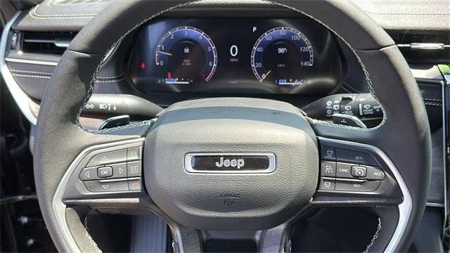 new 2025 Jeep Grand Cherokee car, priced at $52,760