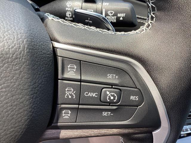 new 2025 Jeep Grand Cherokee car, priced at $46,247