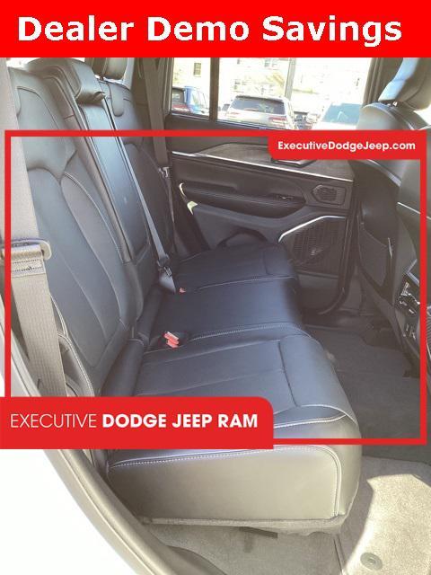 new 2025 Jeep Grand Cherokee car, priced at $55,044