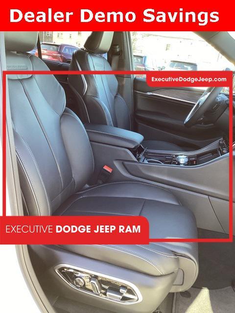 new 2025 Jeep Grand Cherokee car, priced at $55,044