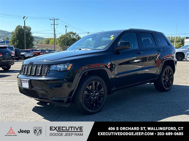used 2022 Jeep Grand Cherokee car, priced at $28,807