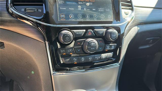 used 2022 Jeep Grand Cherokee car, priced at $30,971
