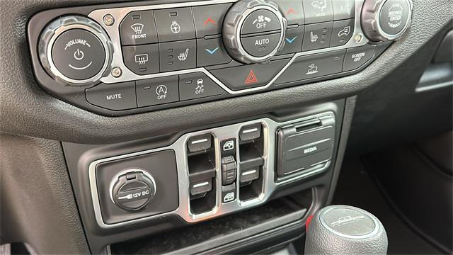 new 2026 Jeep Gladiator car, priced at $51,245