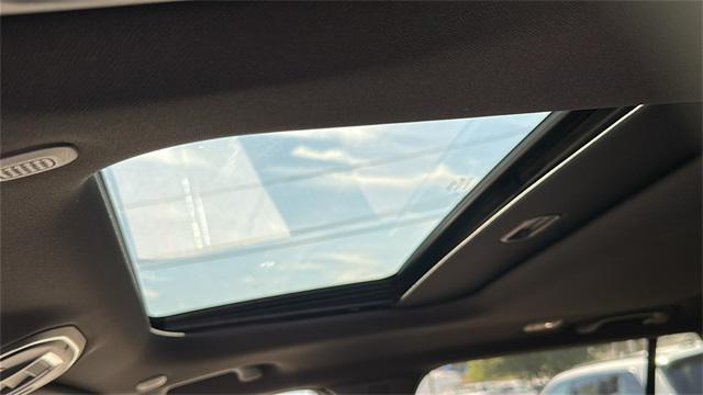 new 2025 Jeep Grand Cherokee car, priced at $43,223