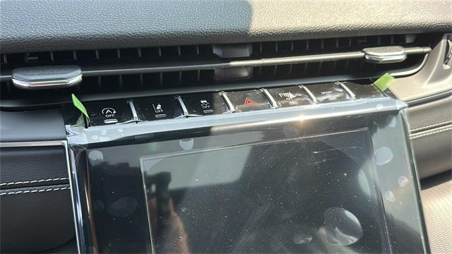 new 2025 Jeep Grand Cherokee car, priced at $41,278
