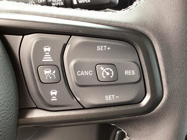 new 2025 Jeep Wrangler car, priced at $45,161