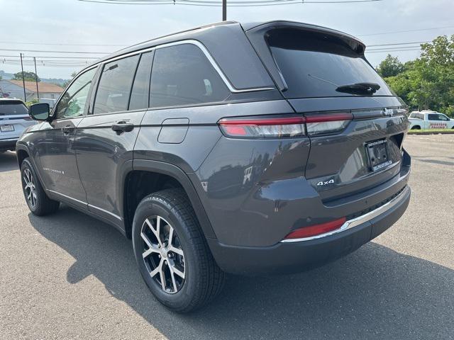 new 2025 Jeep Grand Cherokee car, priced at $46,756