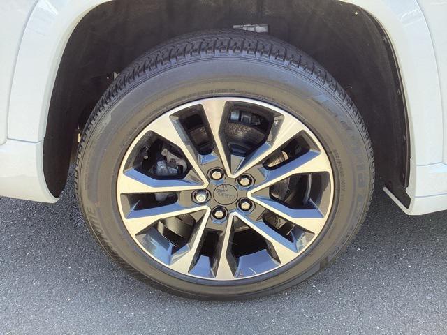 used 2022 Jeep Grand Cherokee L car, priced at $39,990