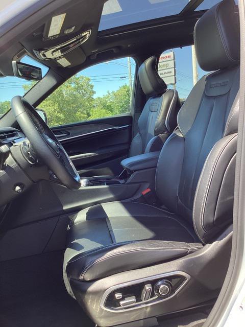 used 2022 Jeep Grand Cherokee L car, priced at $39,990