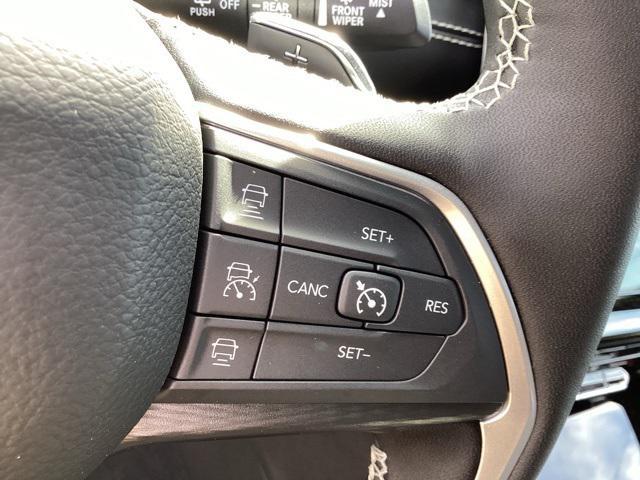 new 2025 Jeep Grand Cherokee car, priced at $37,915