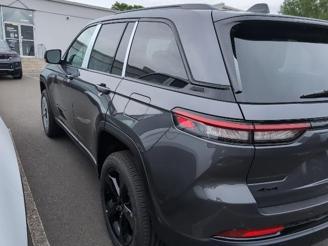 new 2025 Jeep Grand Cherokee car, priced at $44,911