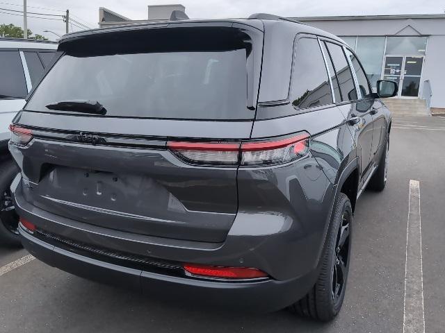 new 2025 Jeep Grand Cherokee car, priced at $44,911