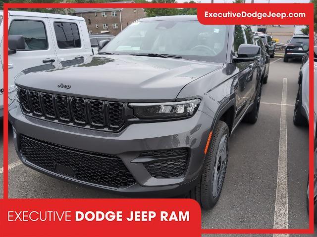 new 2025 Jeep Grand Cherokee car, priced at $44,911