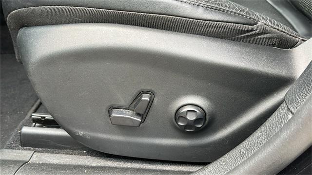 used 2020 Jeep Cherokee car, priced at $19,978