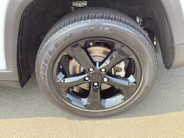 used 2022 Jeep Grand Cherokee L car, priced at $34,659