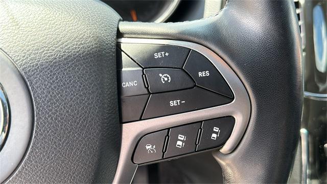 used 2022 Jeep Grand Cherokee car, priced at $29,997