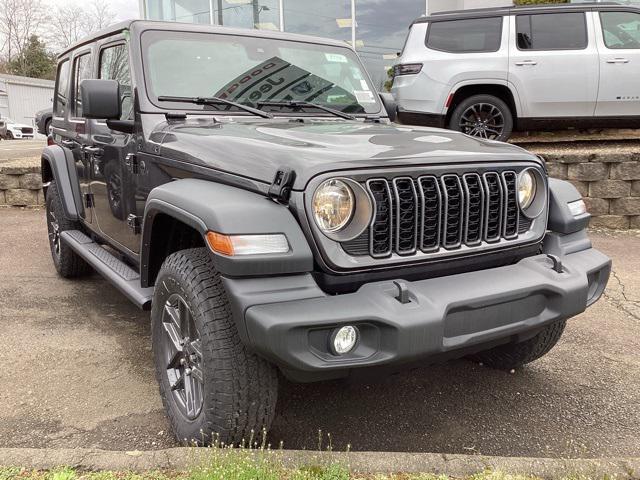 new 2025 Jeep Wrangler car, priced at $43,001