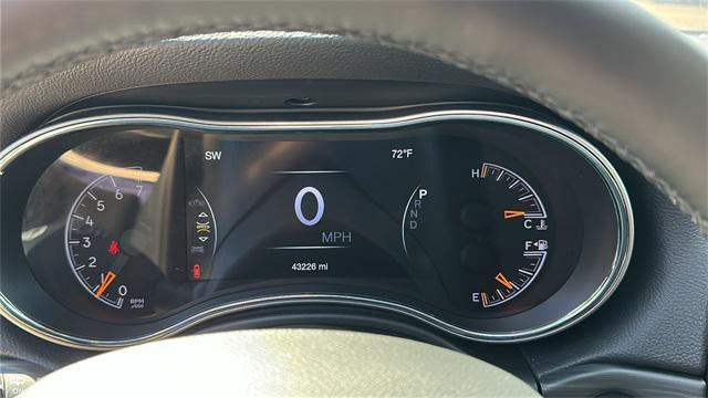 used 2022 Jeep Grand Cherokee car, priced at $29,535