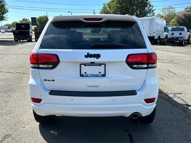 used 2022 Jeep Grand Cherokee car, priced at $29,535