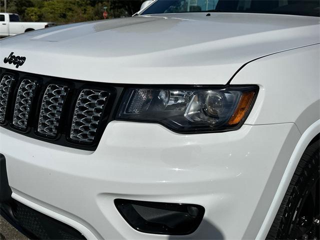 used 2022 Jeep Grand Cherokee car, priced at $29,535