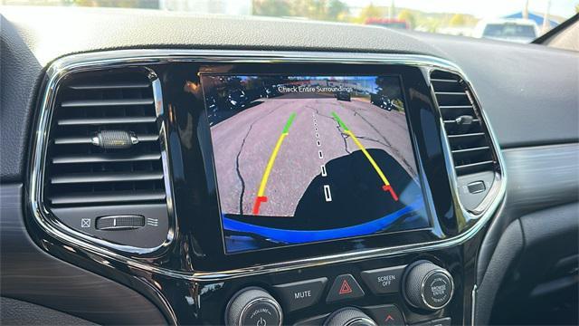 used 2022 Jeep Grand Cherokee car, priced at $29,535