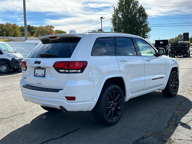 used 2022 Jeep Grand Cherokee car, priced at $29,535