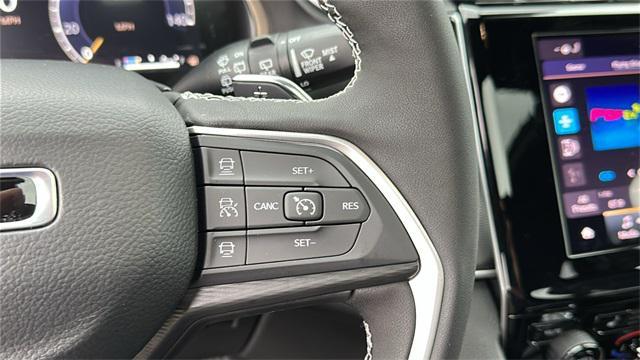 new 2025 Jeep Grand Cherokee car, priced at $41,325