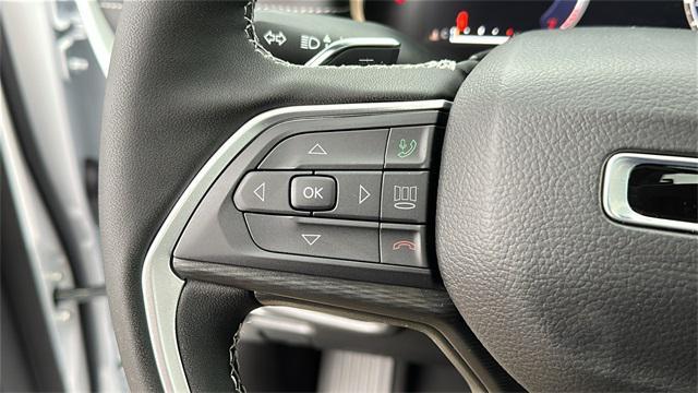 new 2025 Jeep Grand Cherokee car, priced at $41,325