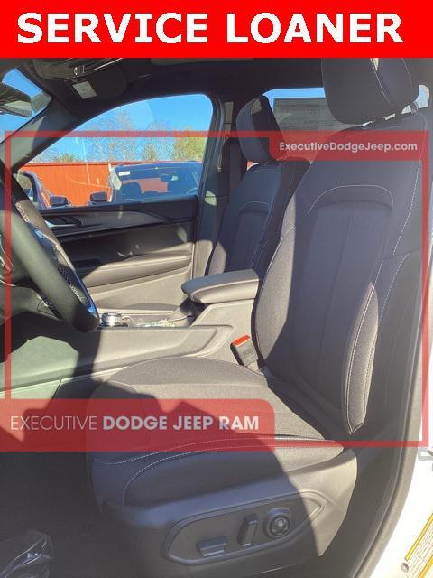 new 2025 Jeep Grand Cherokee L car, priced at $39,165