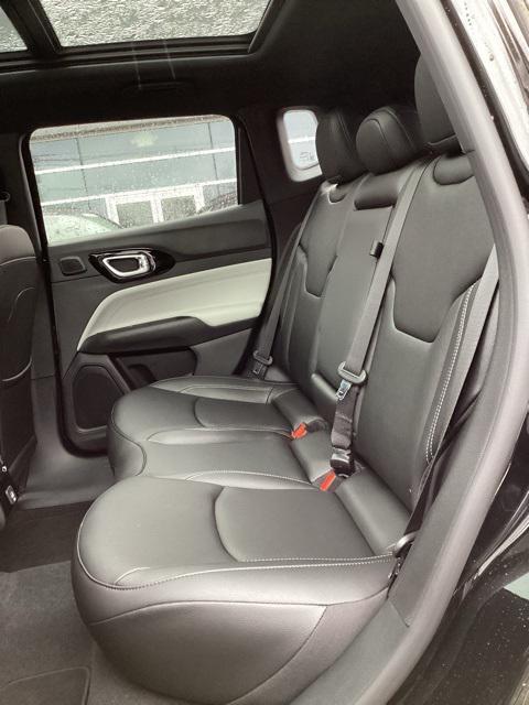 new 2025 Jeep Compass car, priced at $30,123