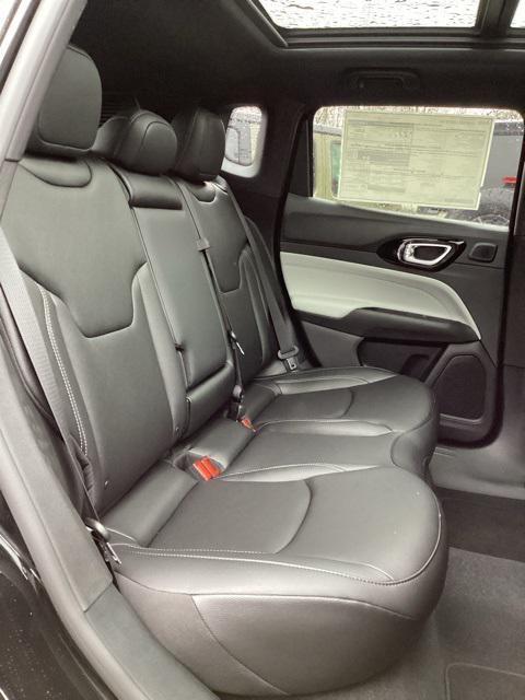 new 2025 Jeep Compass car, priced at $30,123