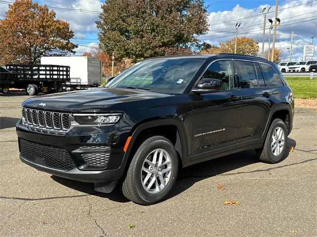 new 2025 Jeep Grand Cherokee car, priced at $41,920
