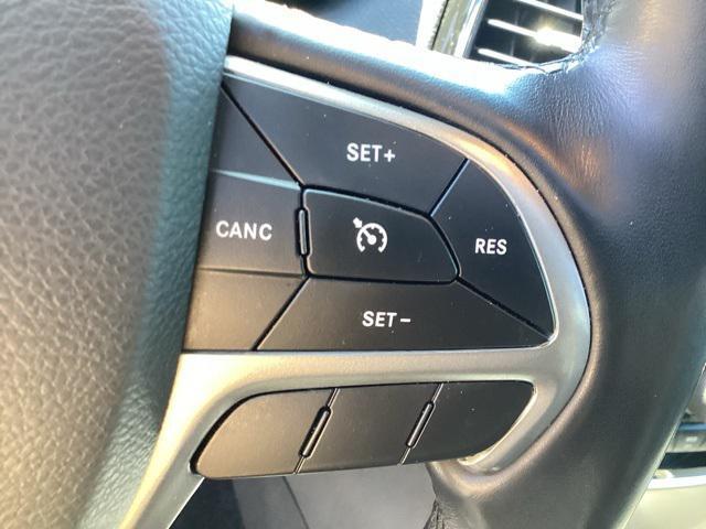 used 2021 Jeep Grand Cherokee car, priced at $28,931