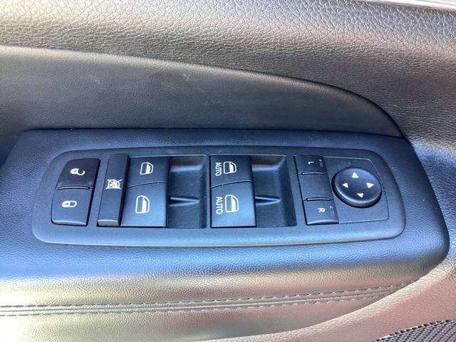 used 2021 Jeep Grand Cherokee car, priced at $28,931