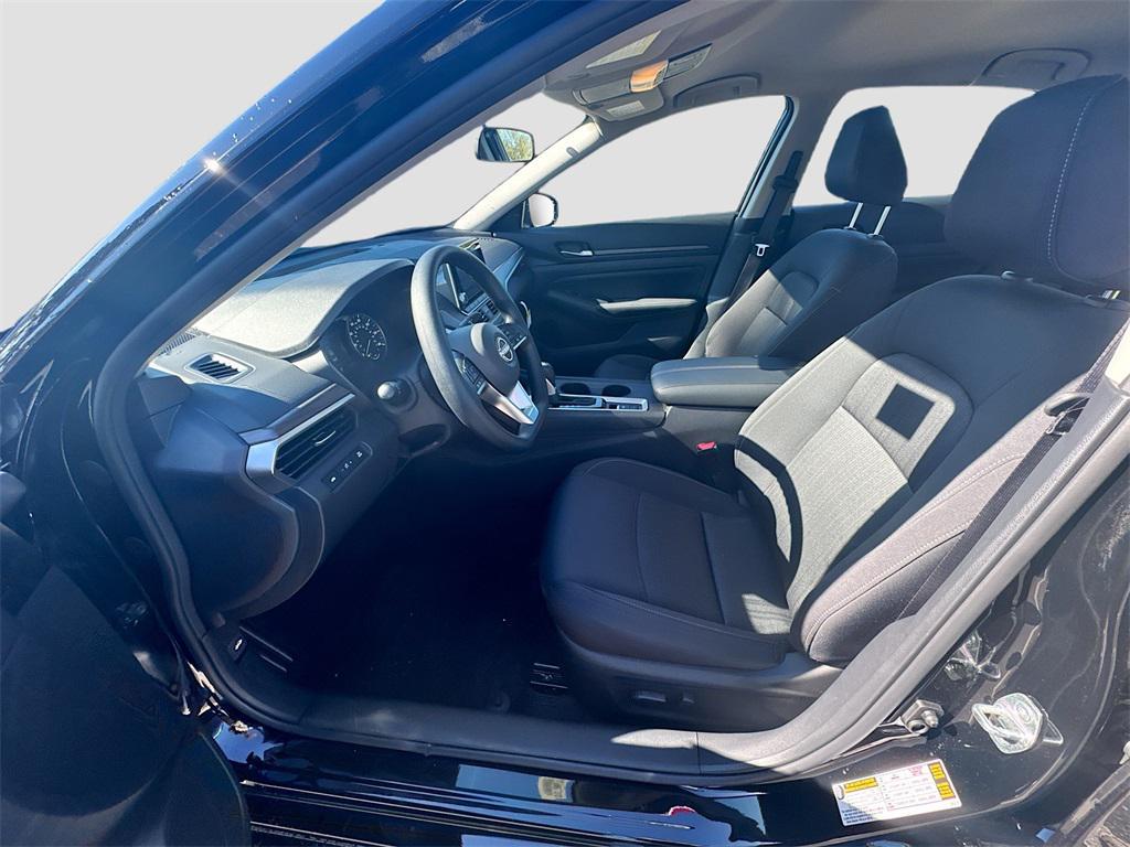 new 2025 Nissan Altima car, priced at $29,323