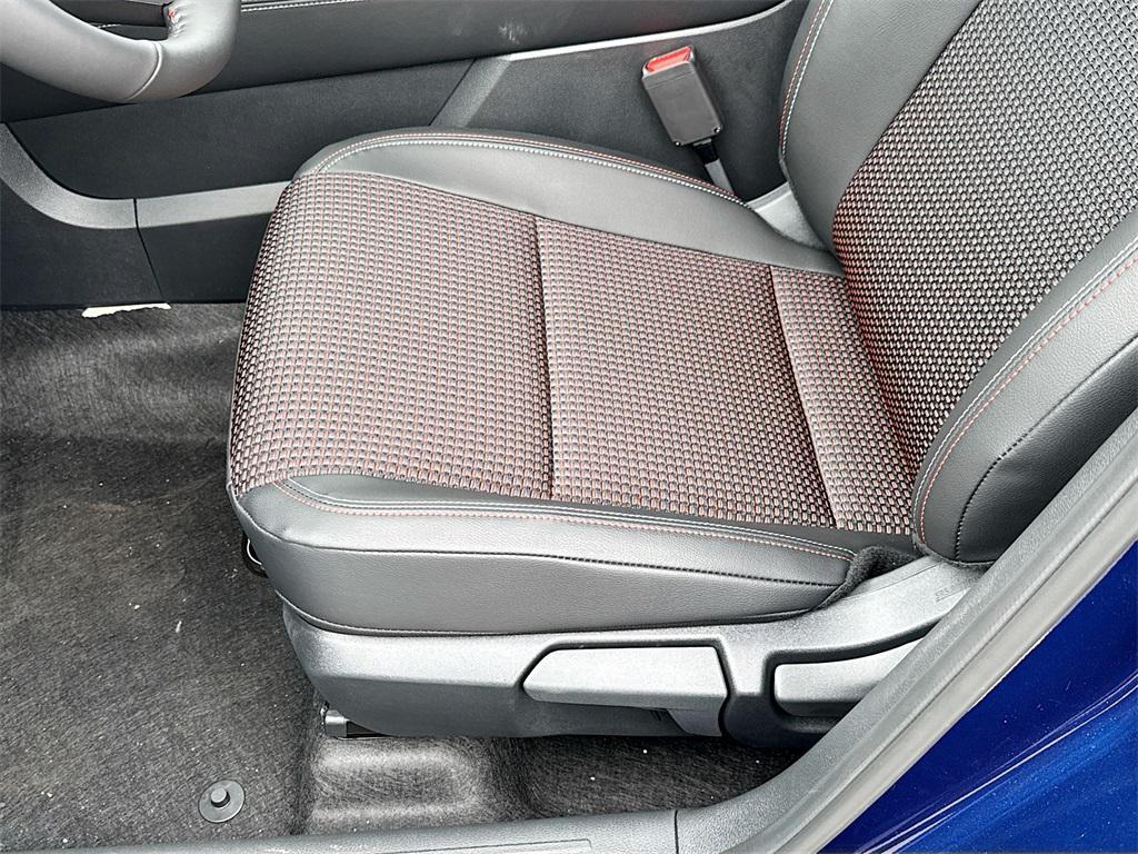 new 2025 Nissan Kicks car, priced at $29,987