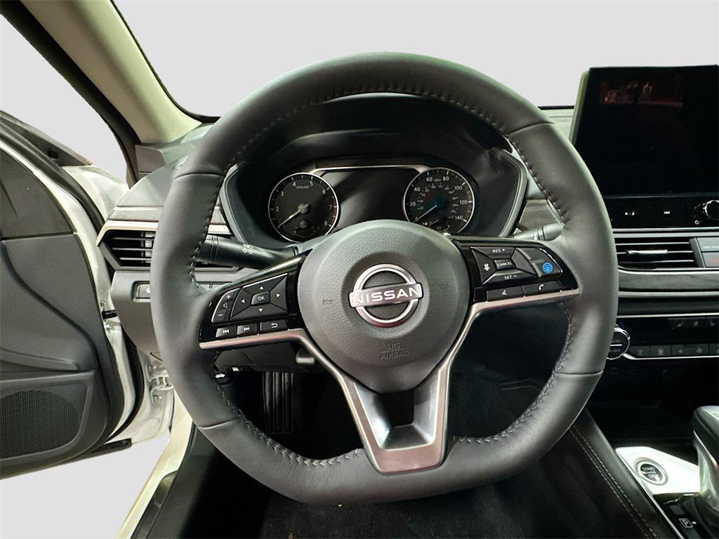 new 2025 Nissan Altima car, priced at $35,651