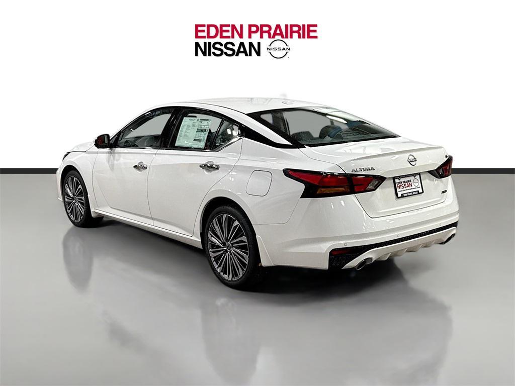 new 2025 Nissan Altima car, priced at $35,651