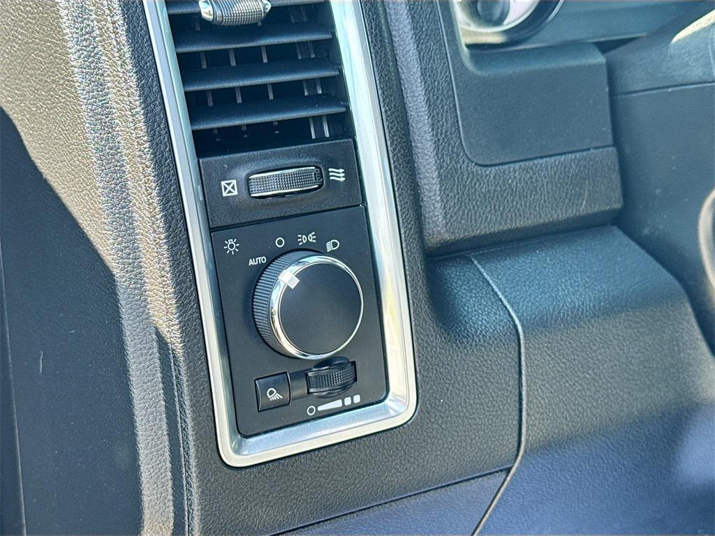 used 2022 Ram 1500 Classic car, priced at $26,993