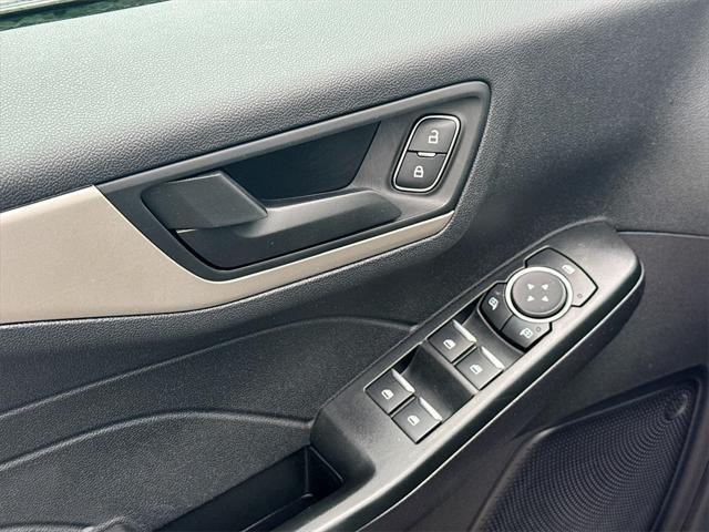 used 2022 Ford Escape car, priced at $20,884